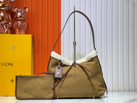 Chic & Stylish Bags