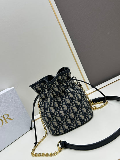 Chic & Stylish Bags