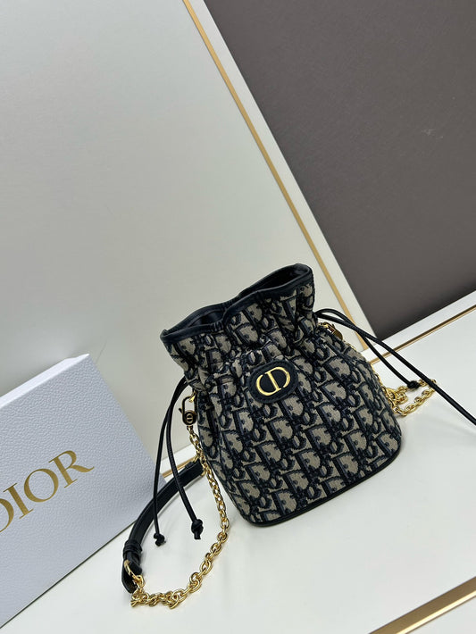 Chic & Stylish Bags
