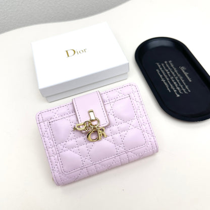 Chic & Stylish Bags