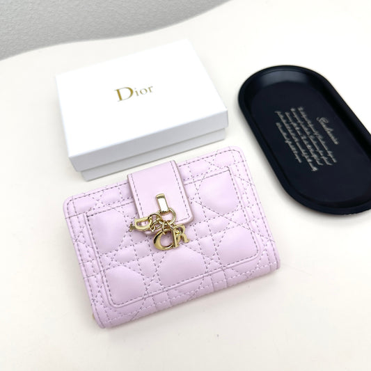 Chic & Stylish Bags