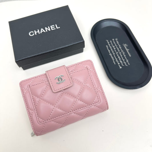 Chic & Stylish Bags