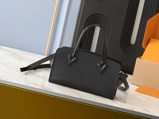 Chic & Stylish Bags