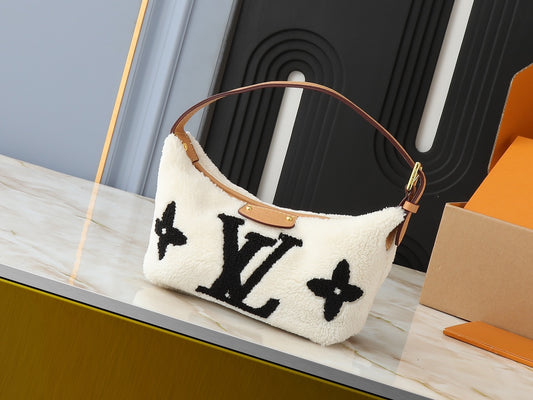 Chic & Stylish Bags