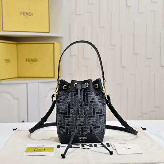 Chic & Stylish Bags