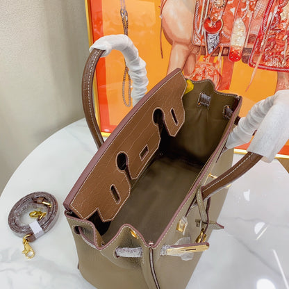 Chic & Stylish Bags