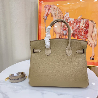 Chic & Stylish Bags