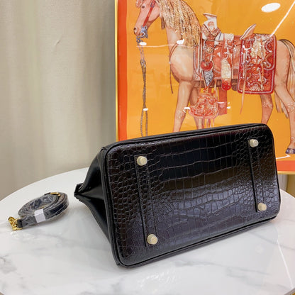 Chic & Stylish Bags