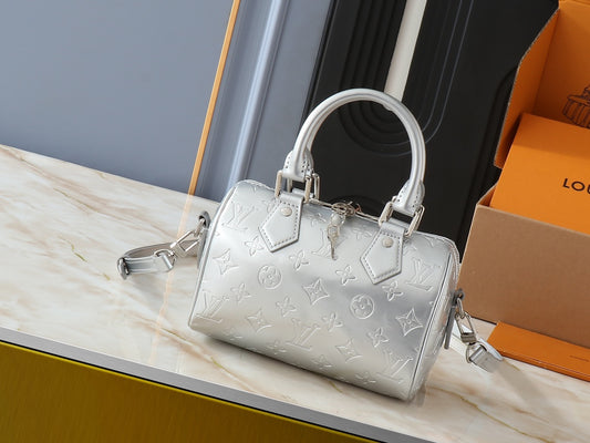 Chic & Stylish Bags