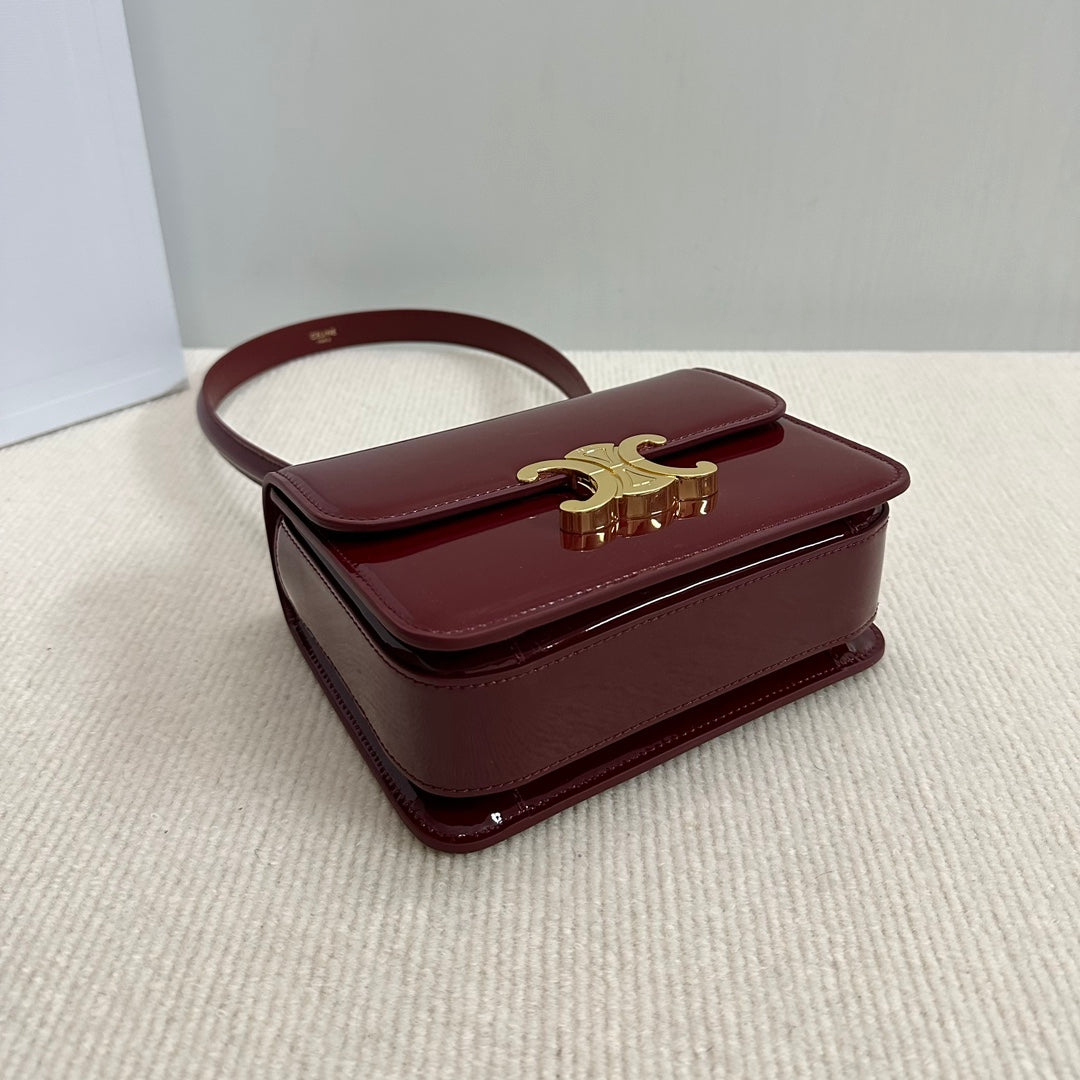 Chic & Stylish Bags