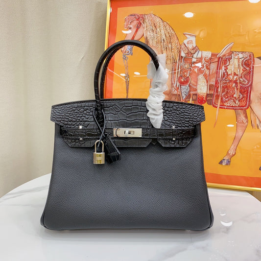 Chic & Stylish Bags