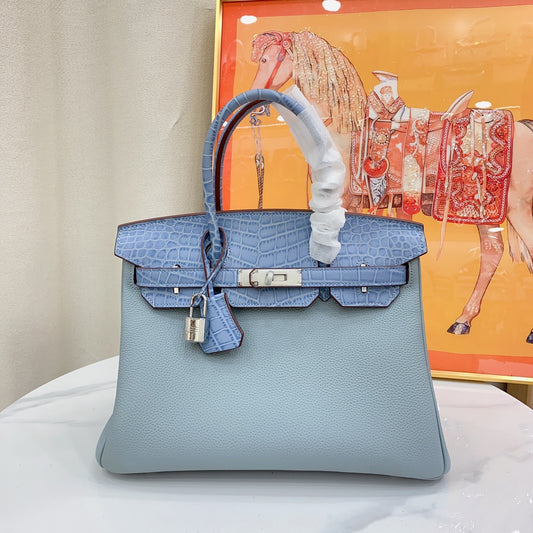 Chic & Stylish Bags