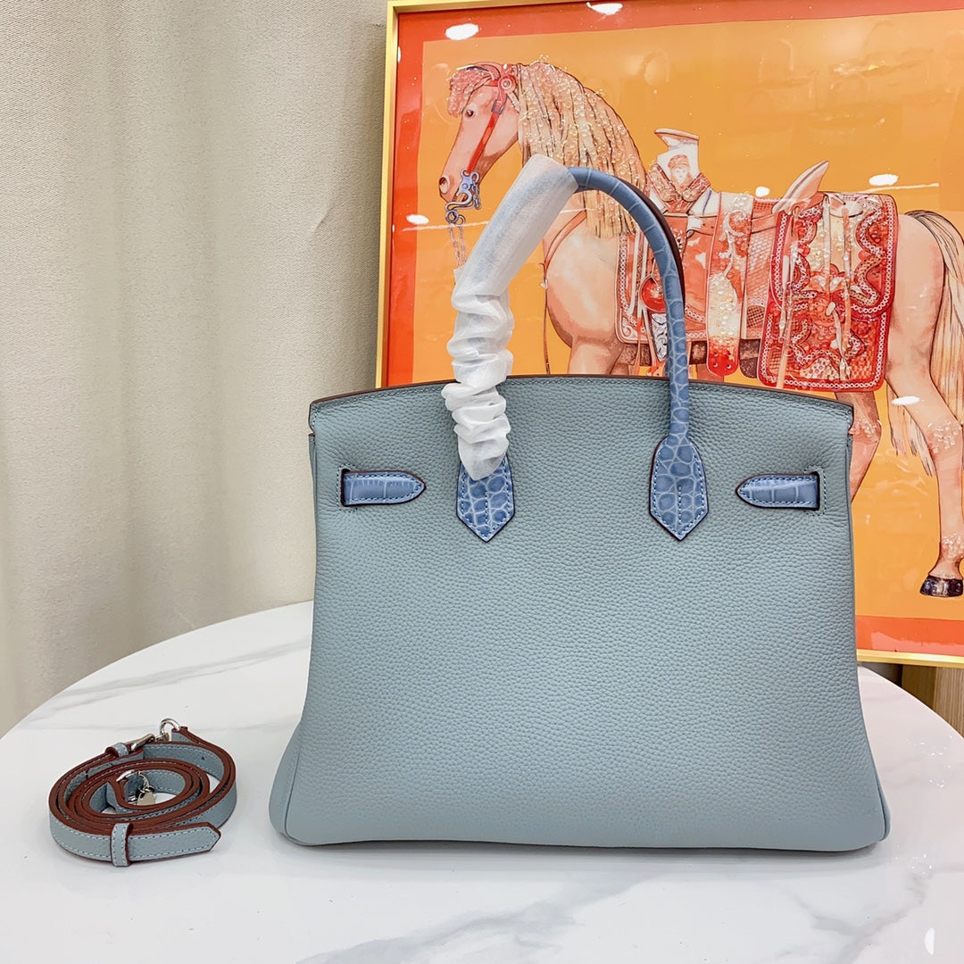 Chic & Stylish Bags