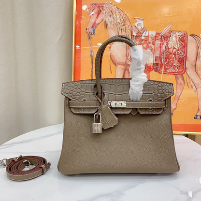 Chic & Stylish Bags