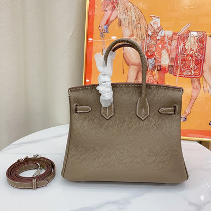 Chic & Stylish Bags