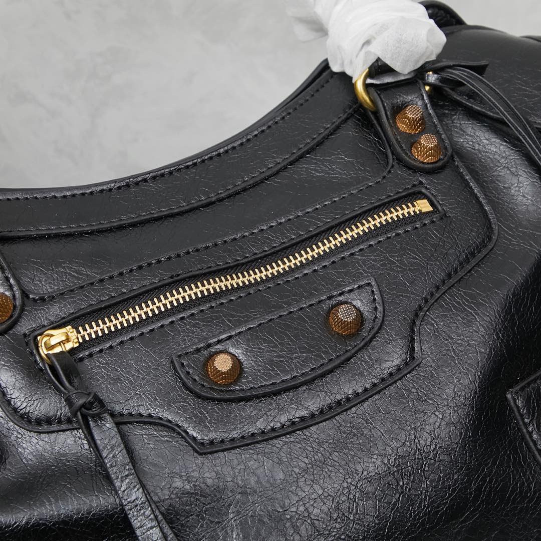 Chic & Stylish Bags
