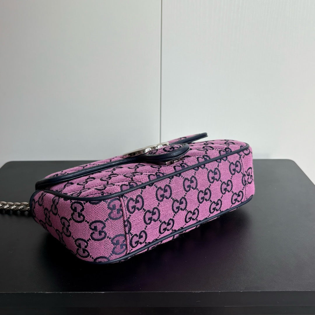 Chic & Stylish Bags