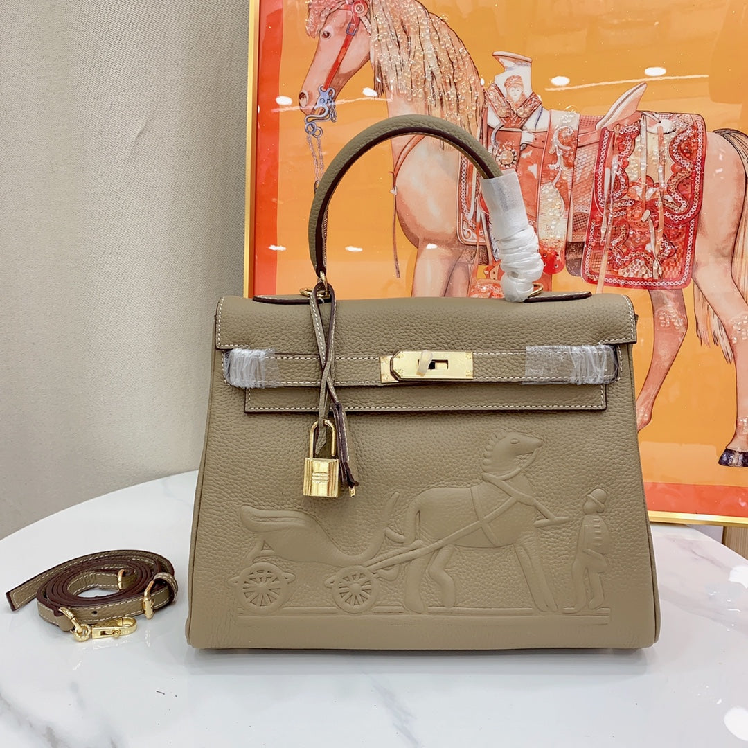 Chic & Stylish Bags
