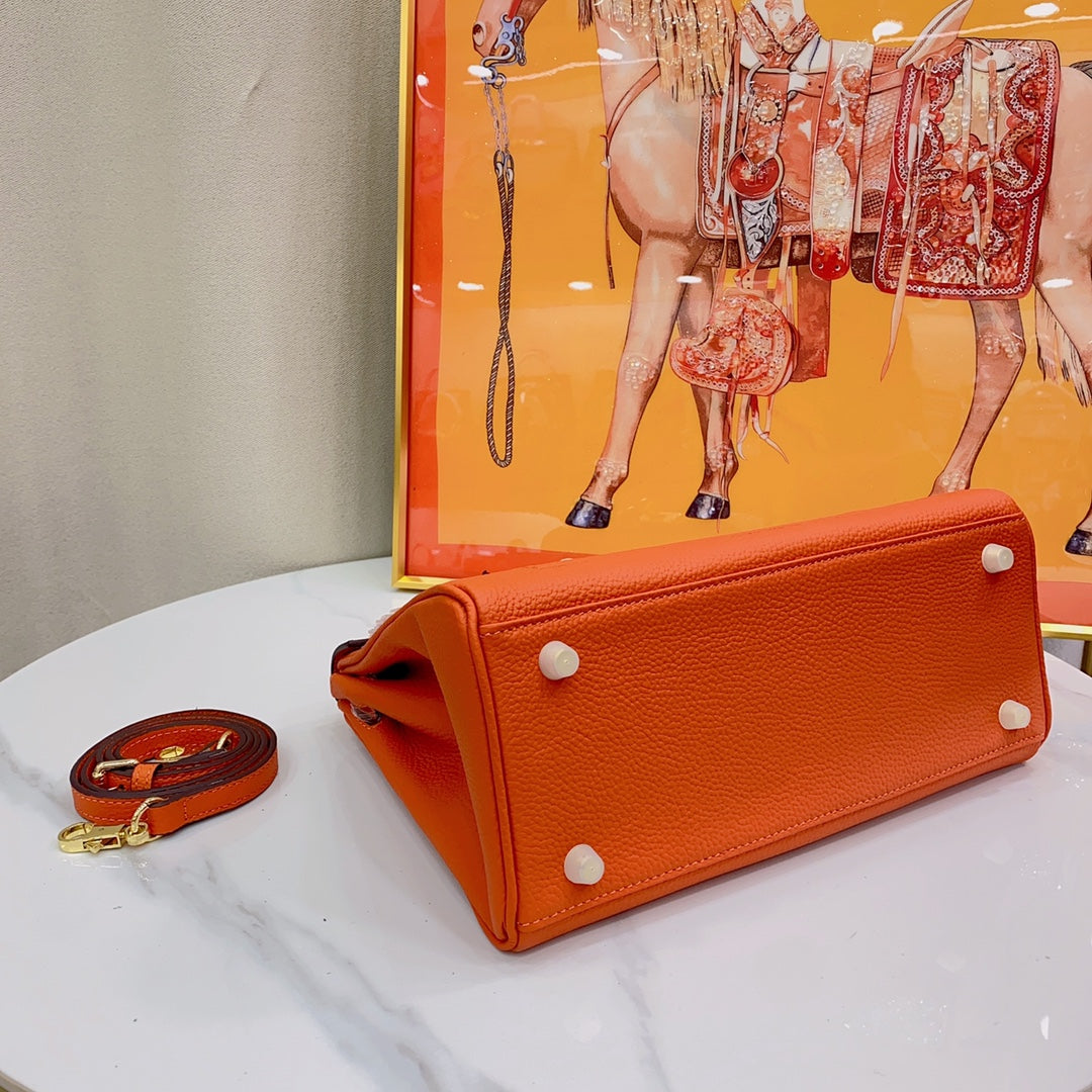Chic & Stylish Bags