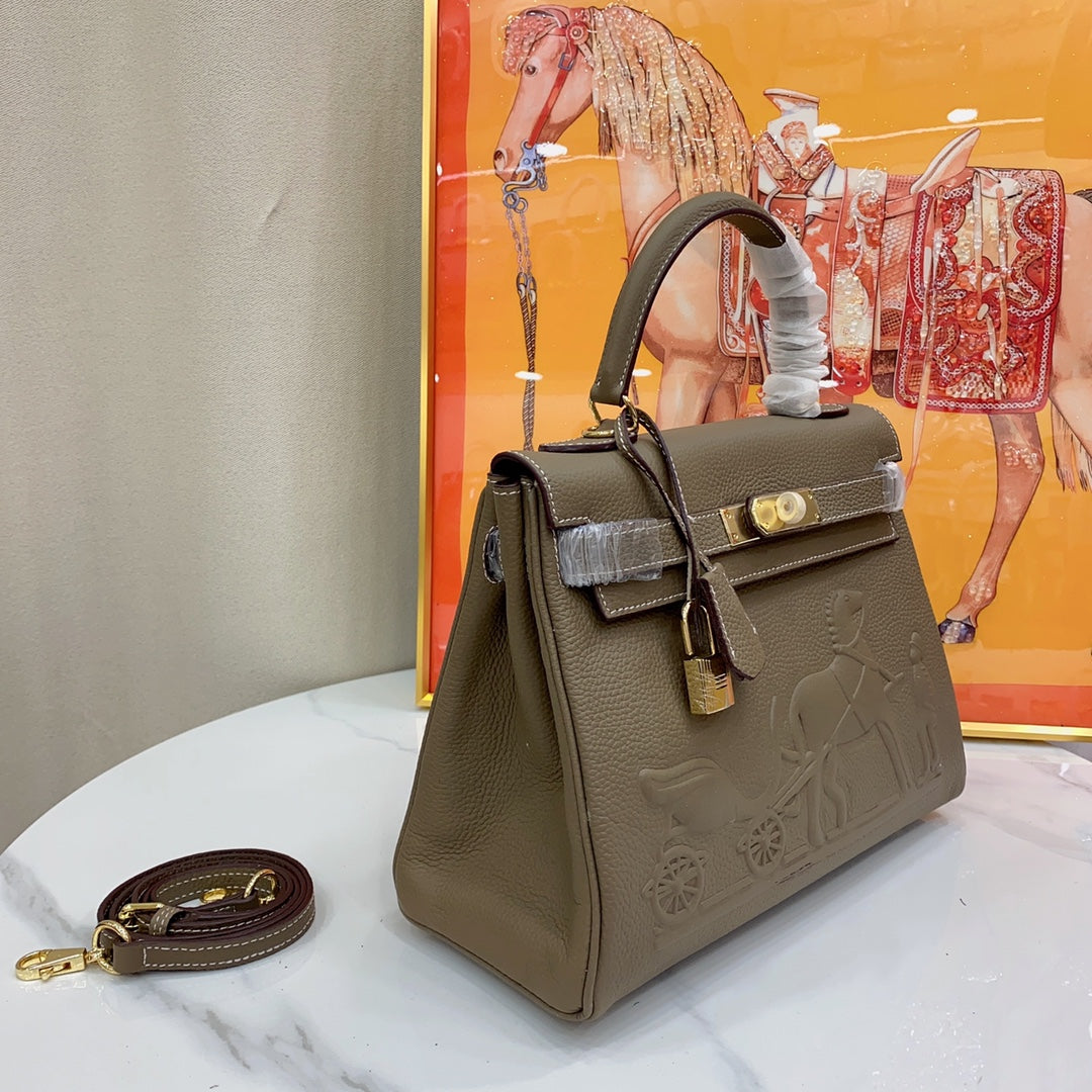 Chic & Stylish Bags