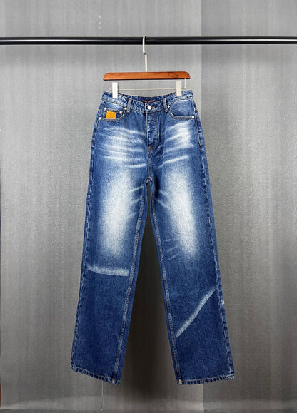 MINIMALIST STREET STYLE