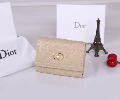 Chic & Stylish Bags