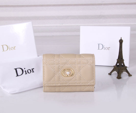 Chic & Stylish Bags