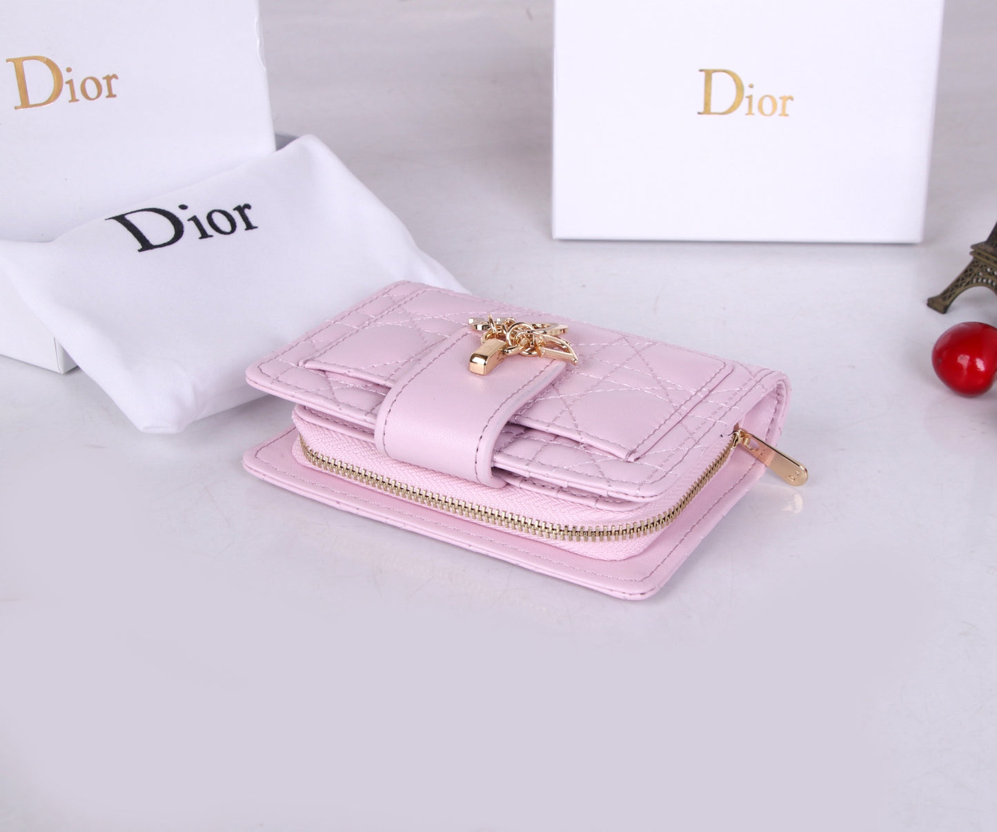 Chic & Stylish Bags