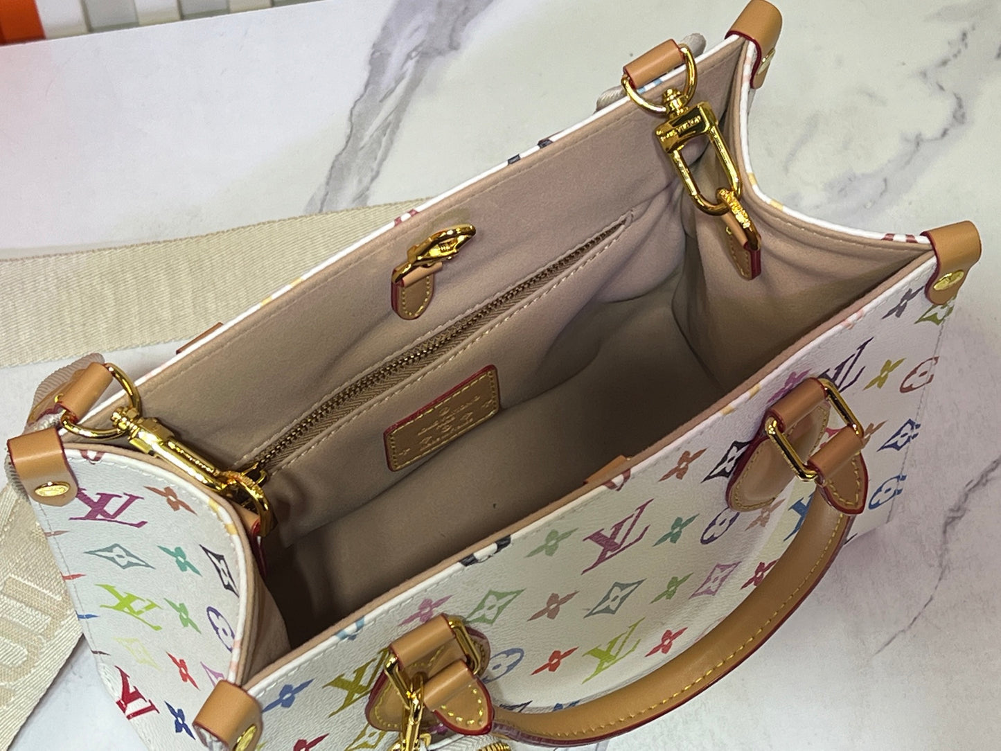 Chic & Stylish Bags
