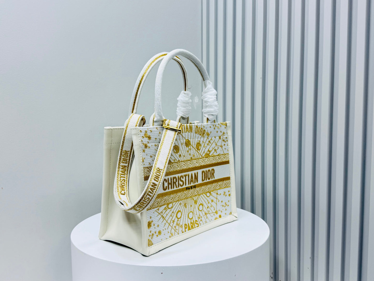 Chic & Stylish Bags