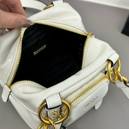 Chic & Stylish Bags