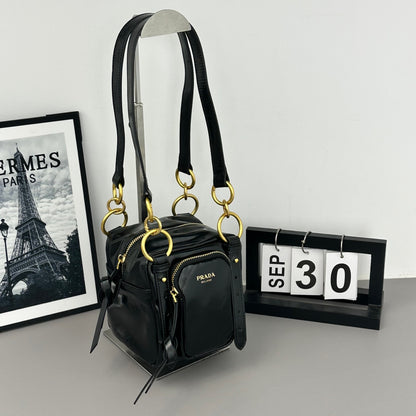 Chic & Stylish Bags