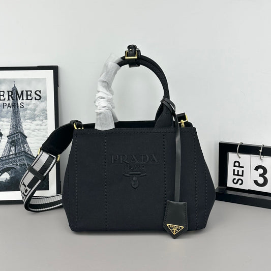 Chic & Stylish Bags