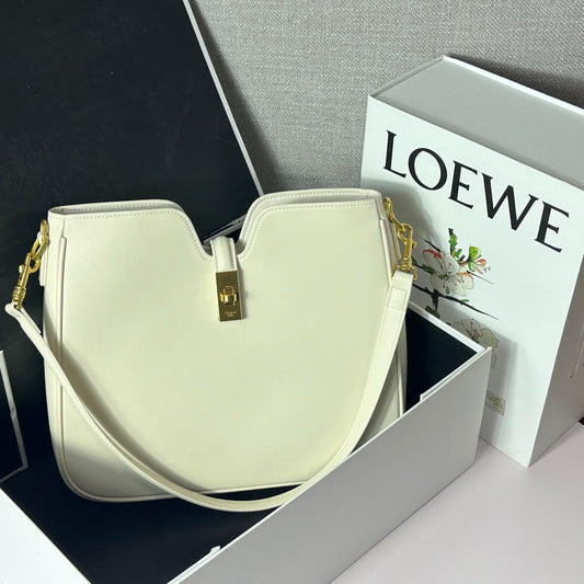 Chic & Stylish Bags