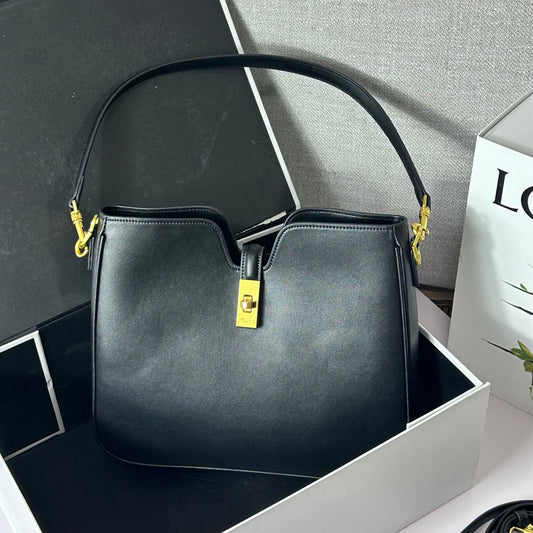 Chic & Stylish Bags