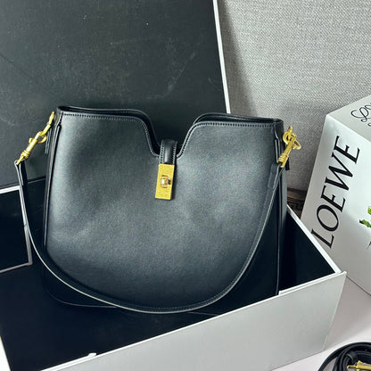Chic & Stylish Bags