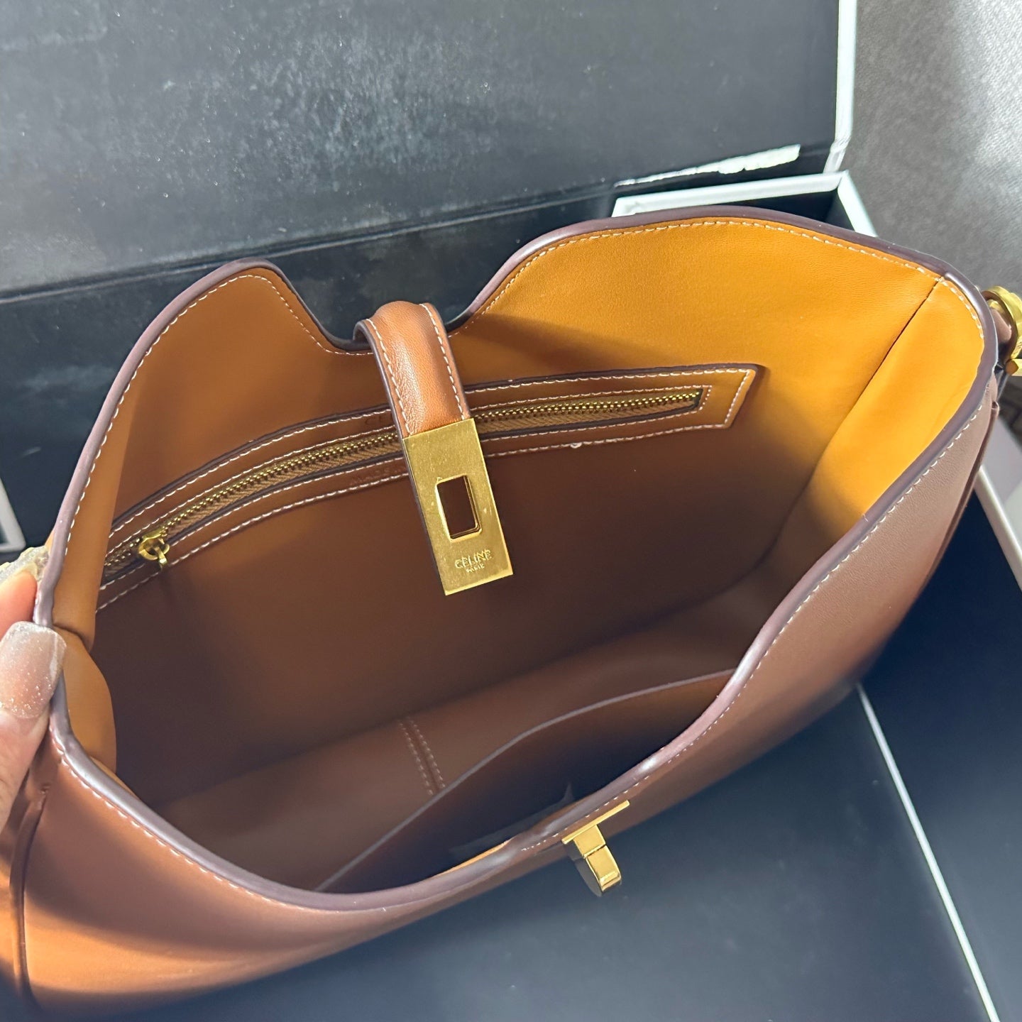 Chic & Stylish Bags