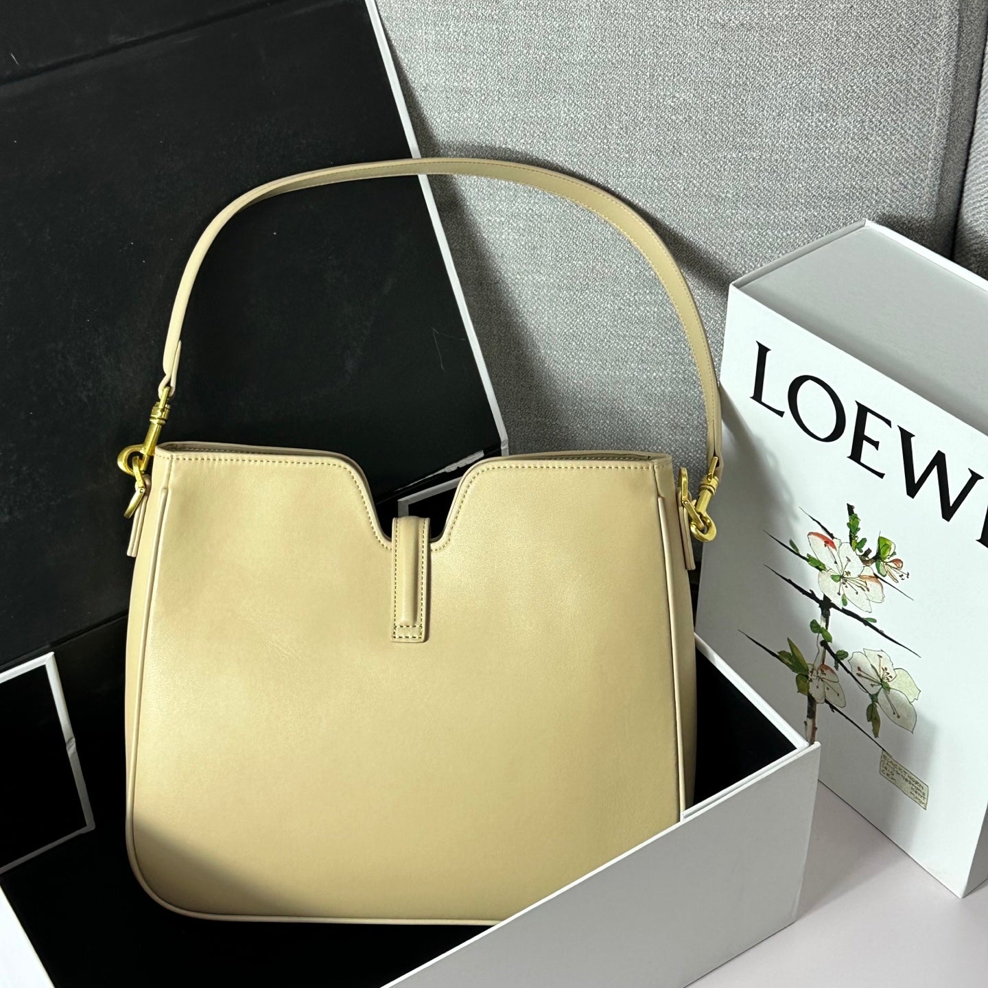 Chic & Stylish Bags