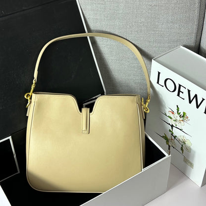 Chic & Stylish Bags