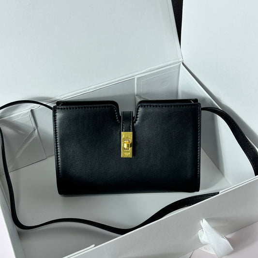 Chic & Stylish Bags