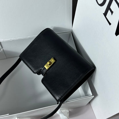 Chic & Stylish Bags