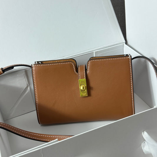 Chic & Stylish Bags