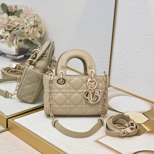 Chic & Stylish Bags