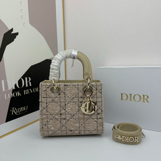 Chic & Stylish Bags
