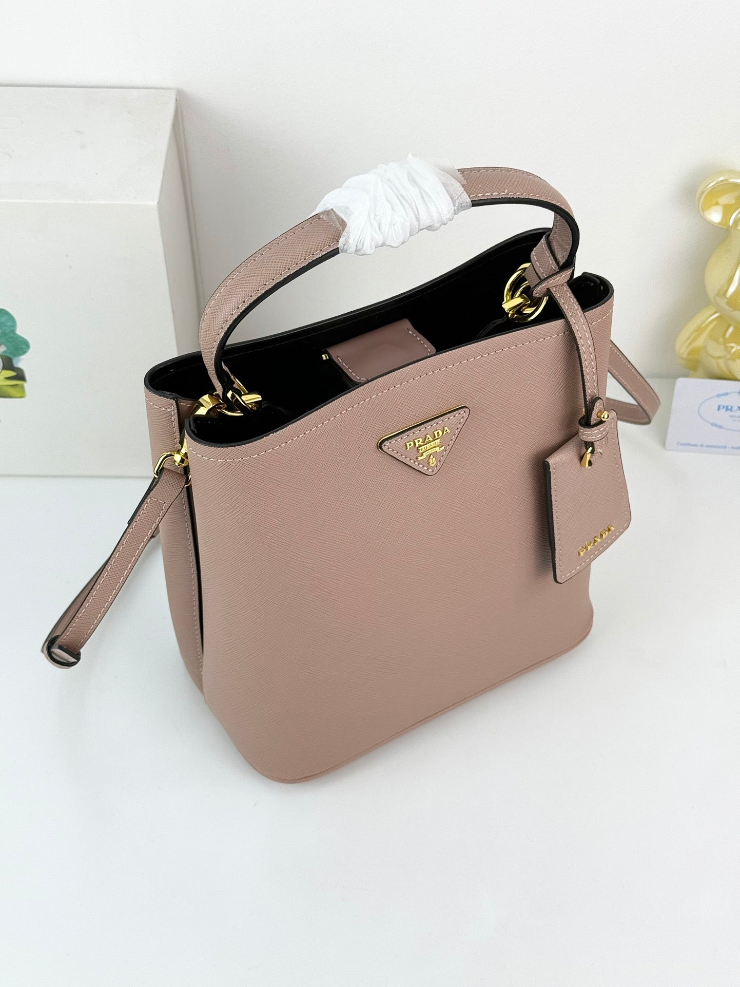 Chic & Stylish Bags