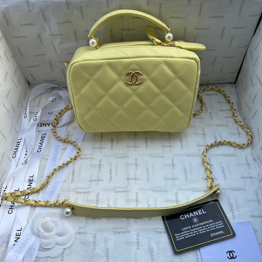 Chic & Stylish Bags