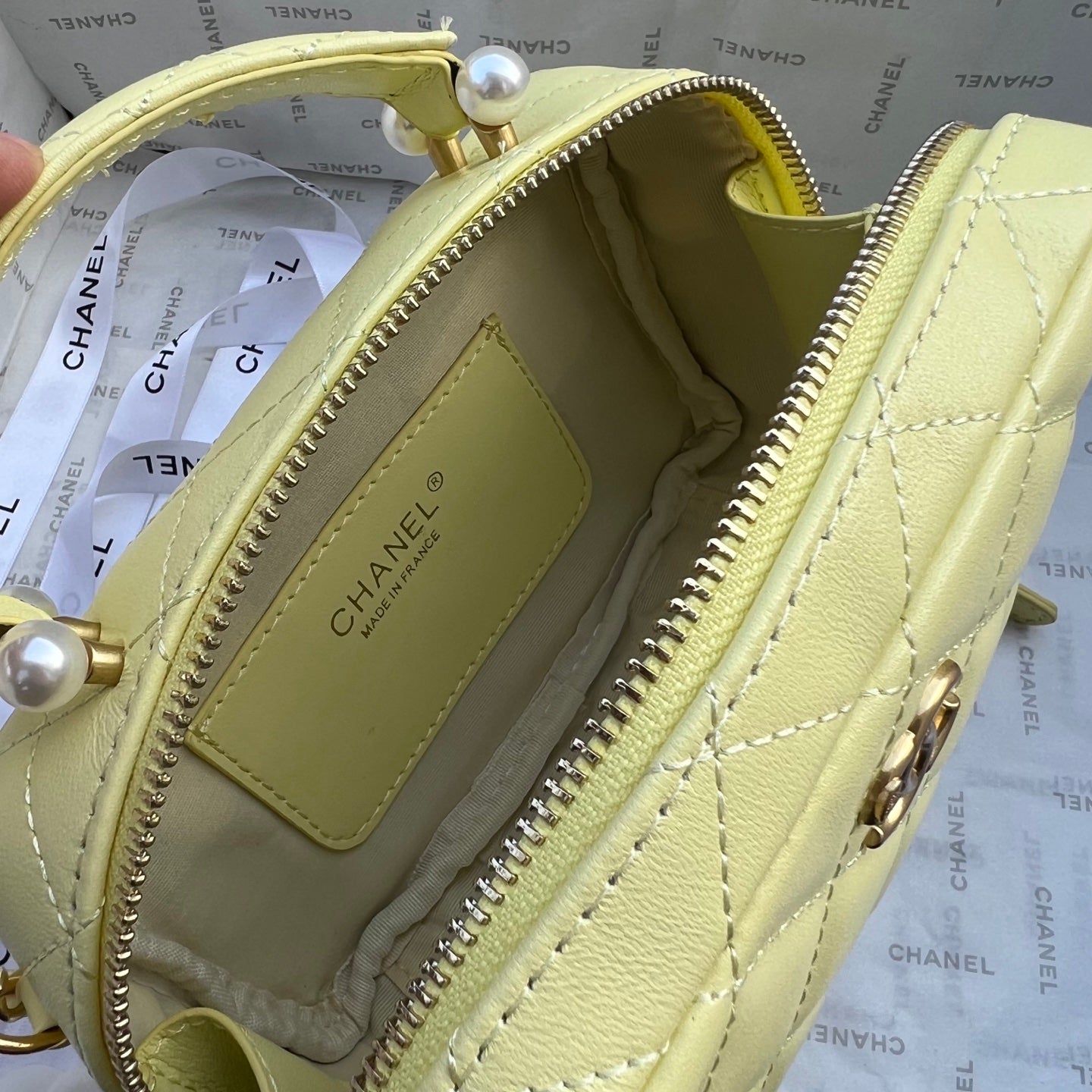 Chic & Stylish Bags