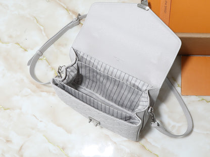 Chic & Stylish Bags