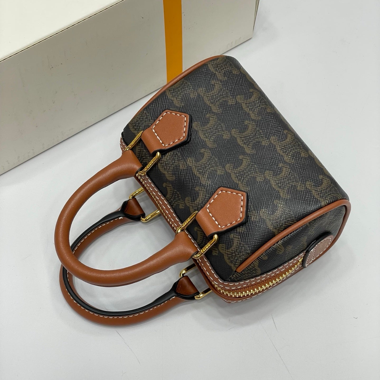 Chic & Stylish Bags