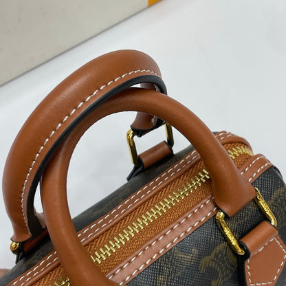 Chic & Stylish Bags